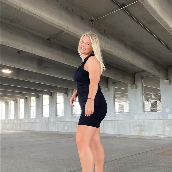 Meet your Posher, Ashley - Picture 1 of 1